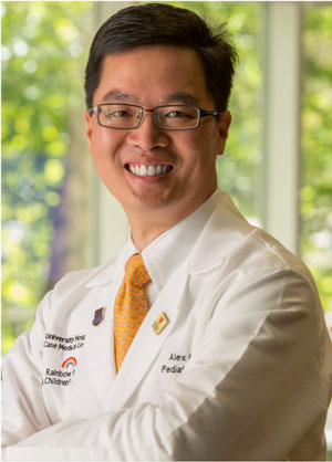 Dr. Huang headshot