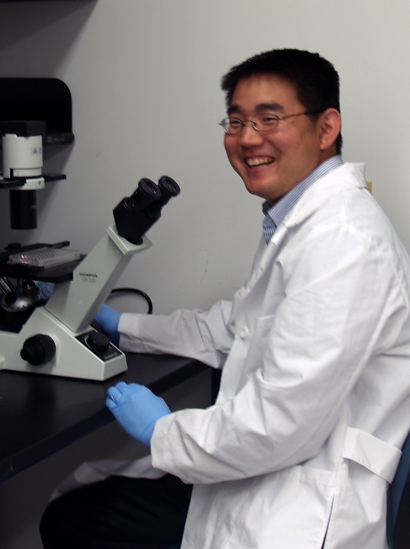 Dr. Benjamin Mizukawa conducting research on pediatric acute myeloid leukemia