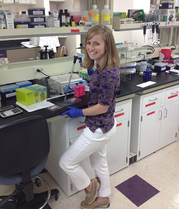 St. Baldrick's Summer Fellow Maria Rich in the lab.