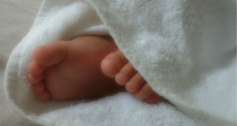 a baby's feet