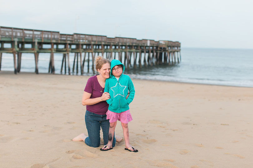 Abby and her mom spend a day at the beach