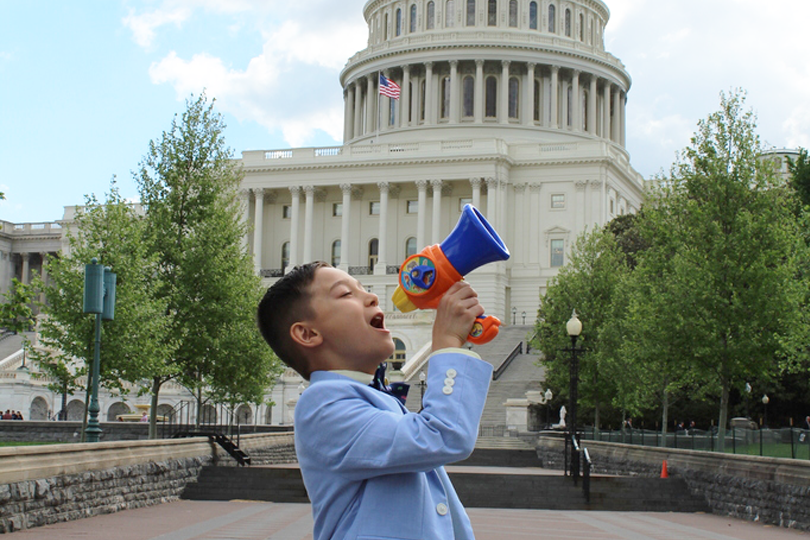 Scott shouts out on Capitol Hill