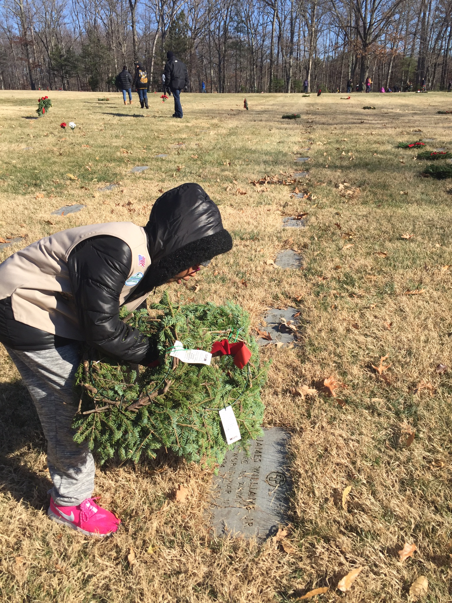 Ambassador Julia lays wreaths on the graves of veterans
