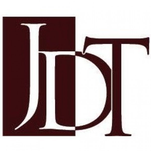 JD Thomas & Co Salon Team Logo