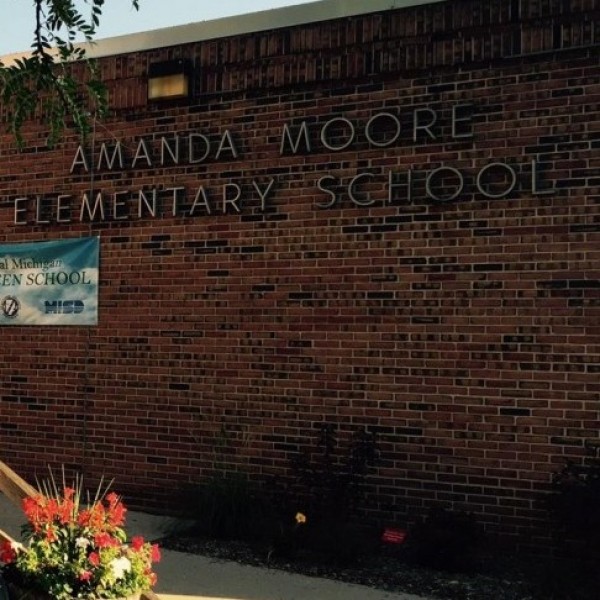 Amanda Moore Elementary School Team Logo