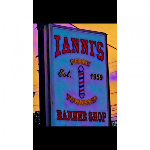 Ianni's Perry Township Barbershop Team Logo